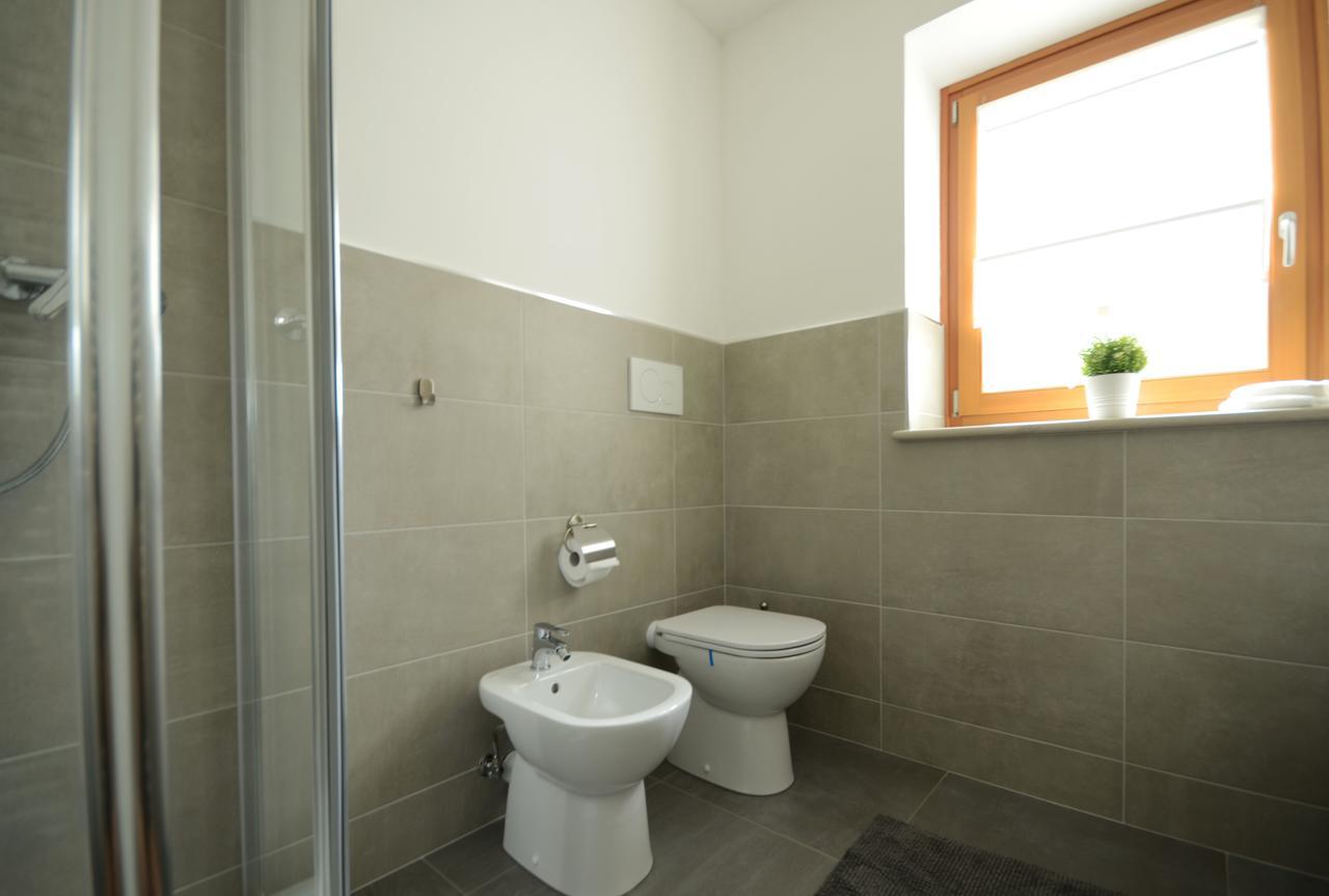 Matijevi Apartments Систияна Екстериор снимка
