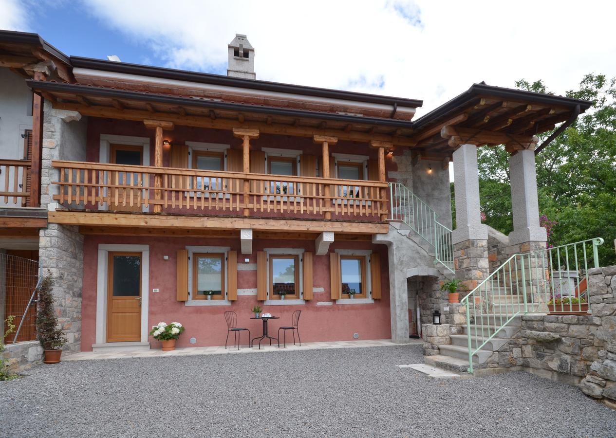 Matijevi Apartments Систияна Екстериор снимка