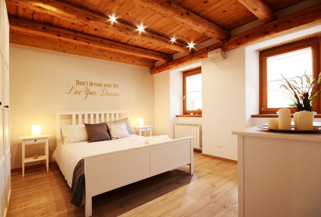 Matijevi Apartments Систияна Екстериор снимка